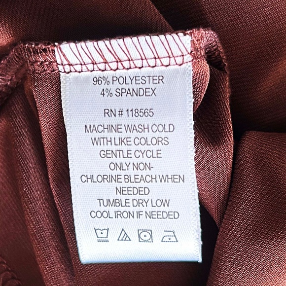 NEW PHOTOS! TIE NECK TOP, BROWN, SIZE 3X, PULL OVER, 3/4 SLEEVES, SPANDEX KNIT, - Picture 8 of 11